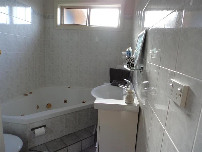 38 Taralga Road, Goulburn NSW 2580