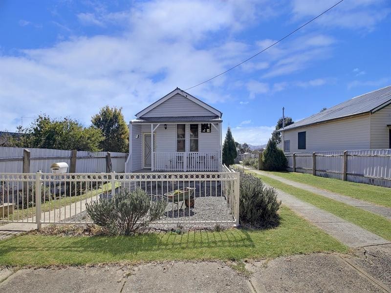 41 Lansdowne Street, Goulburn NSW 2580