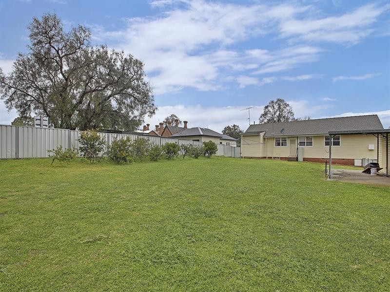 24 Mulwaree Street, Goulburn NSW 2580