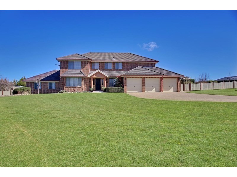 14 Mitchell Street, Goulburn NSW 2580