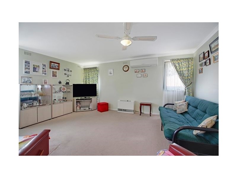 3 Strathallen Crescent, Goulburn NSW 2580