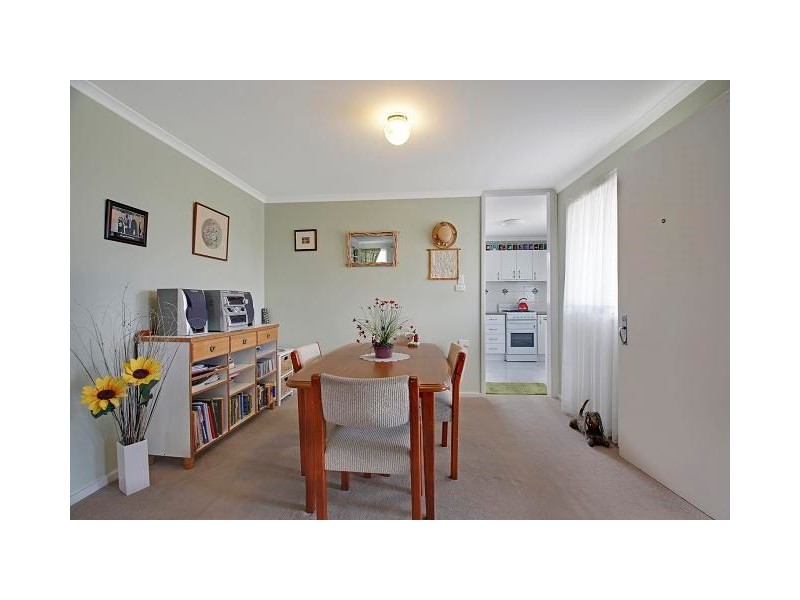 3 Strathallen Crescent, Goulburn NSW 2580