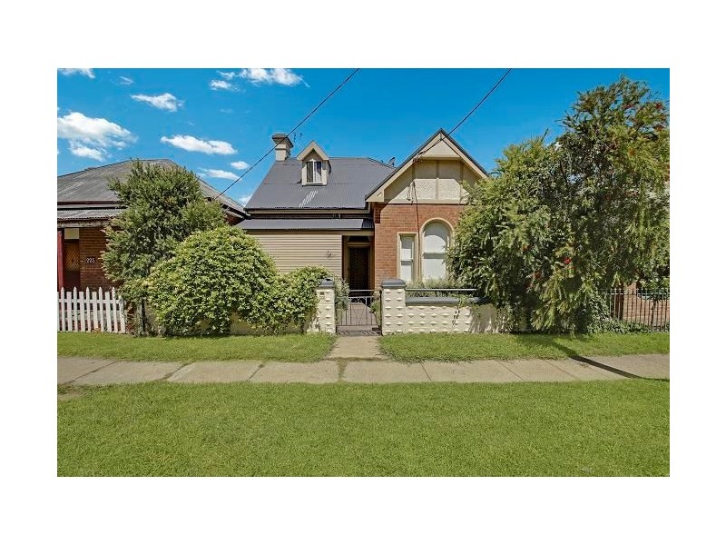 223 Cowper Street, Goulburn NSW 2580