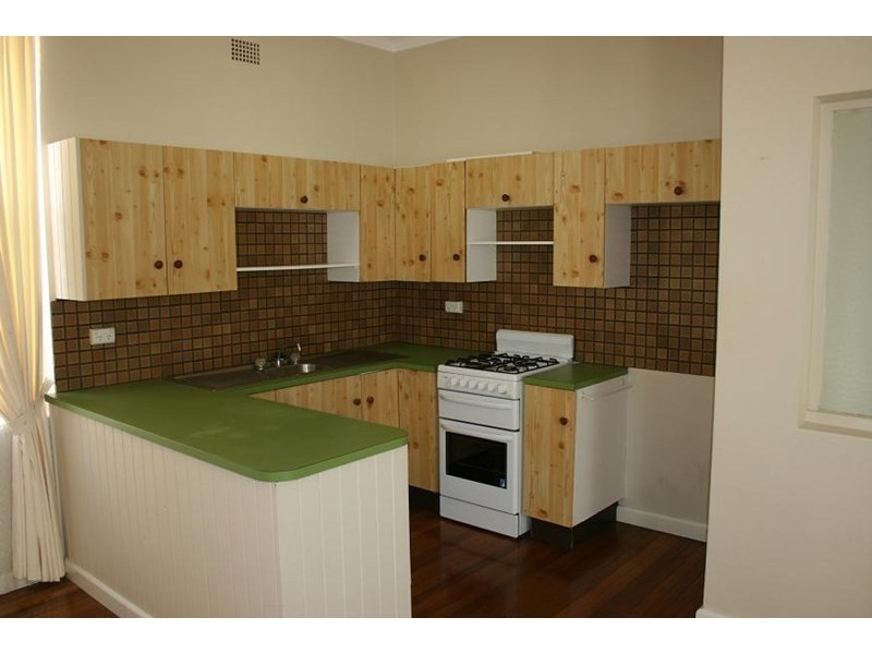 135 Clifford Street, Goulburn NSW 2580