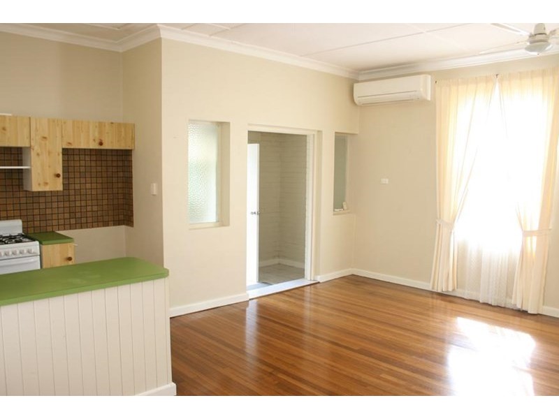 135 Clifford Street, Goulburn NSW 2580