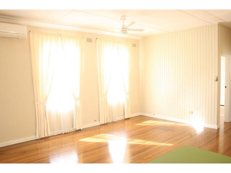 135 Clifford Street, Goulburn NSW 2580