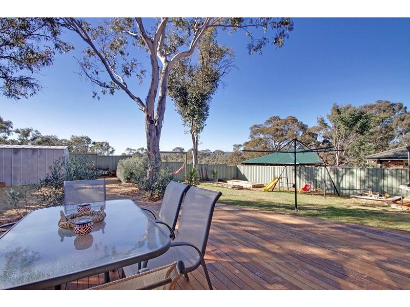 52 Ivy Lea Place, Goulburn NSW 2580