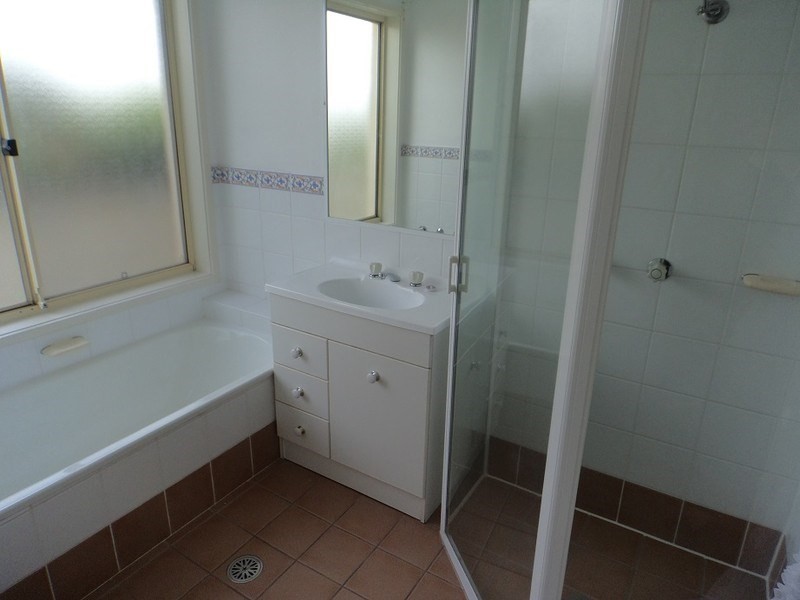 8 Joanna Place, Goulburn NSW 2580