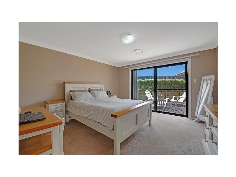 24 Barry Crescent, Goulburn NSW 2580