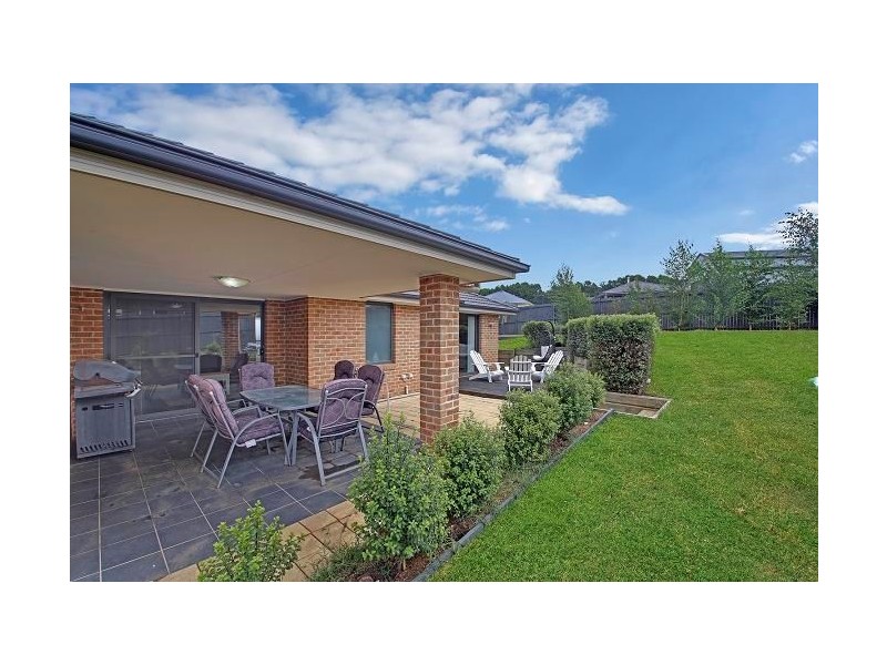 24 Barry Crescent, Goulburn NSW 2580