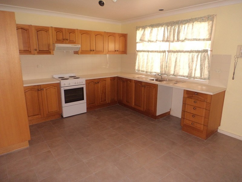 74 Victoria Street, Goulburn NSW 2580