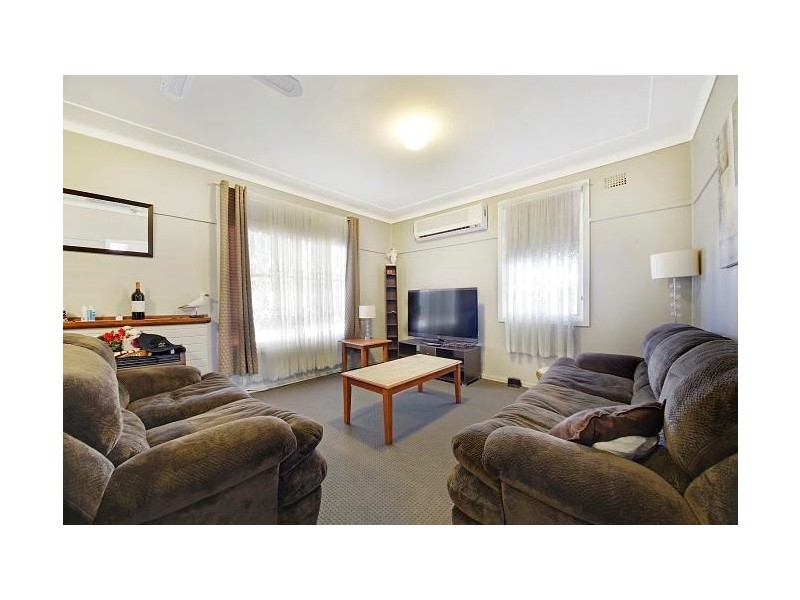 35 Wyatt Street, Goulburn NSW 2580