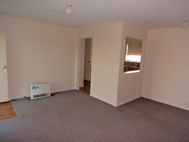 24 Gourock Avenue, Goulburn NSW 2580