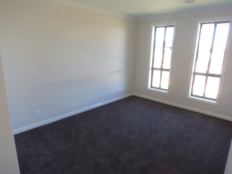 19B Mewburn Drive, Goulburn NSW 2580