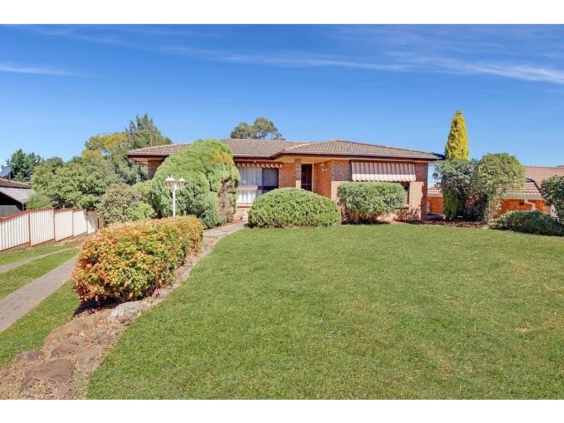 12 Komungla Crescent, Goulburn NSW 2580