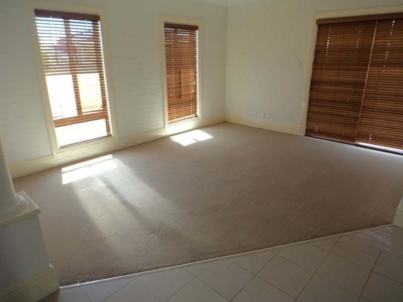 36 Fitzroy Street, Goulburn NSW 2580