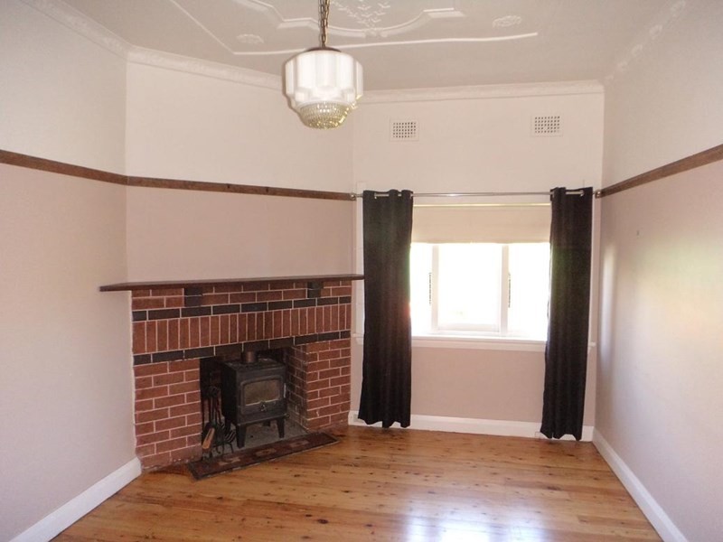 29 Park Street, Goulburn NSW 2580