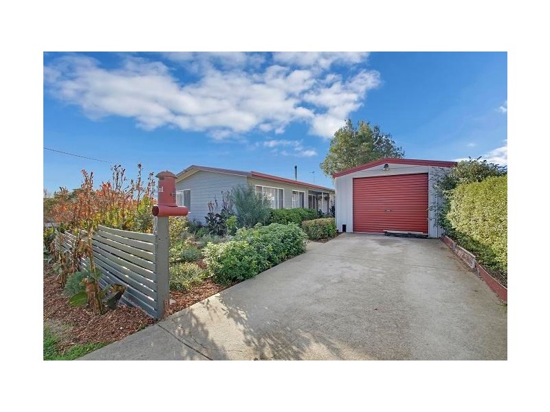 92 Glenelg Street, Goulburn NSW 2580