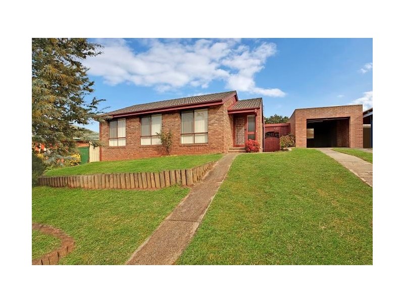 8 Grant Parade, Goulburn NSW 2580