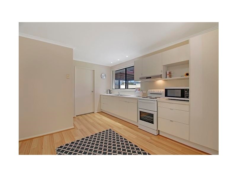 8 Grant Parade, Goulburn NSW 2580