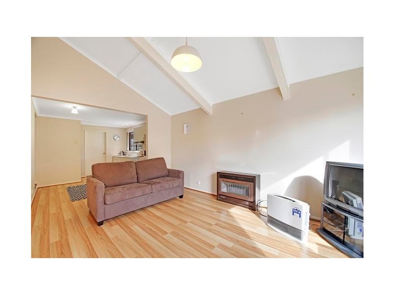 8 Grant Parade, Goulburn NSW 2580