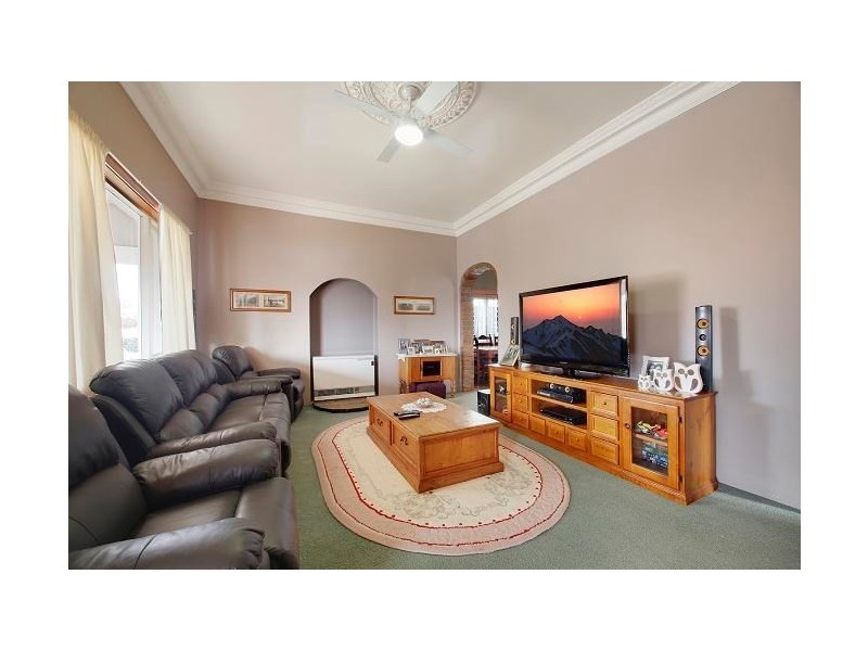 60 Cowper Street, Goulburn NSW 2580