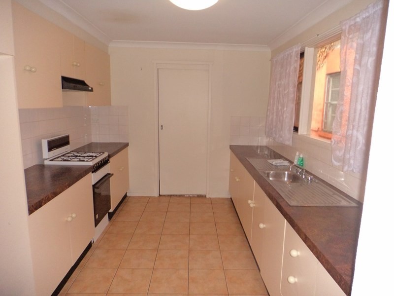 184 Sloane Street, Goulburn NSW 2580