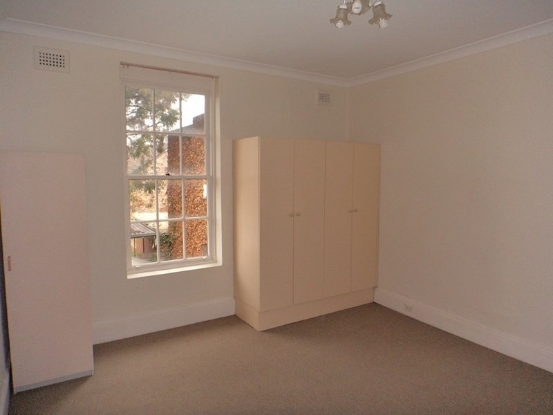 184 Sloane Street, Goulburn NSW 2580