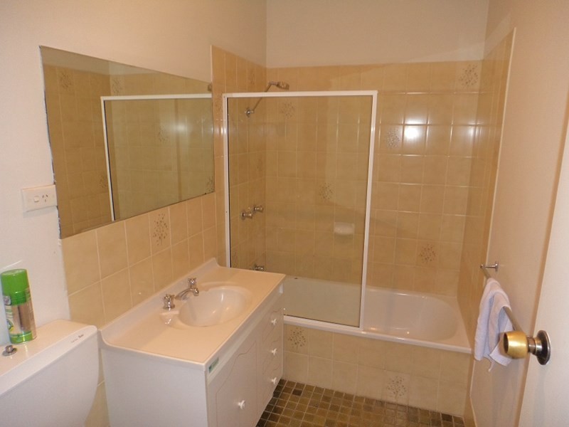 184 Sloane Street, Goulburn NSW 2580