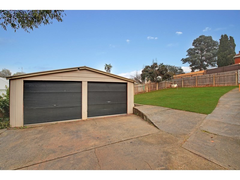 16 Lansdowne Street, Goulburn NSW 2580