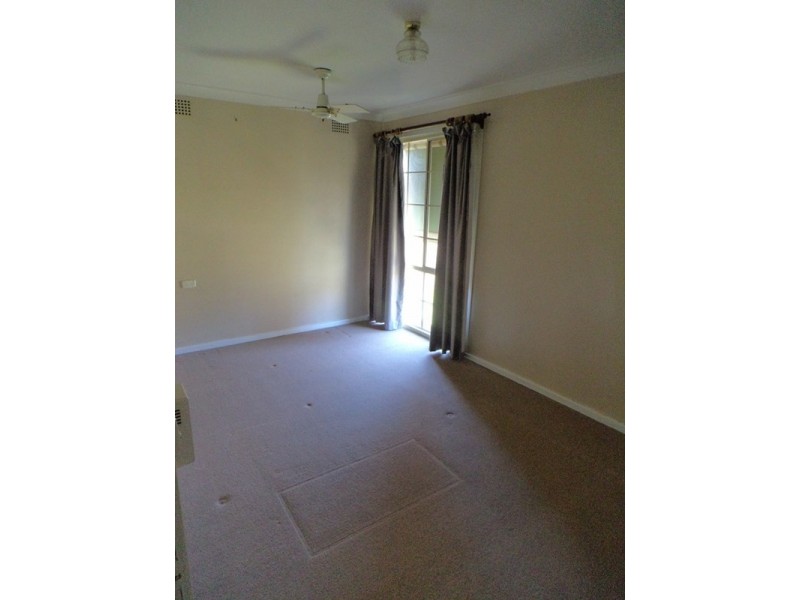 19 Nichols Street, Goulburn NSW 2580