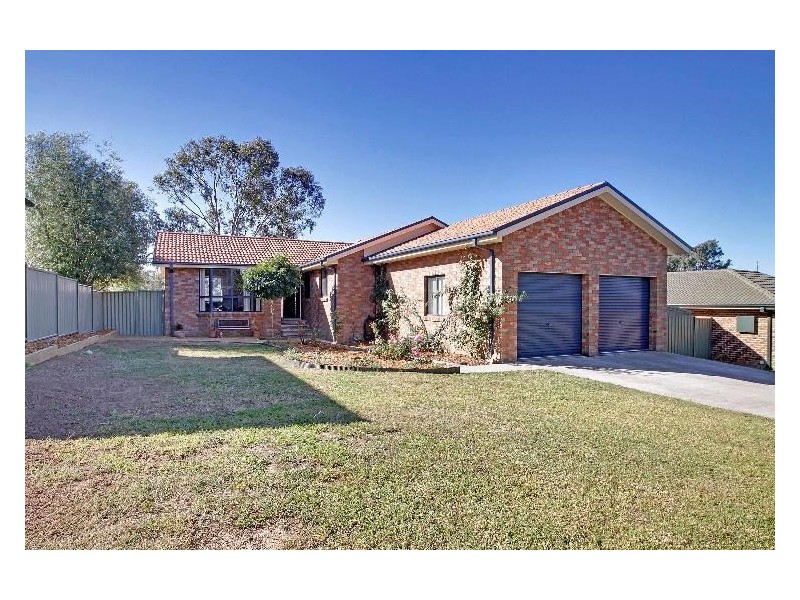 52 Ivy Lea Place, Goulburn NSW 2580