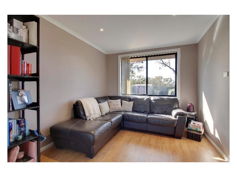 52 Ivy Lea Place, Goulburn NSW 2580