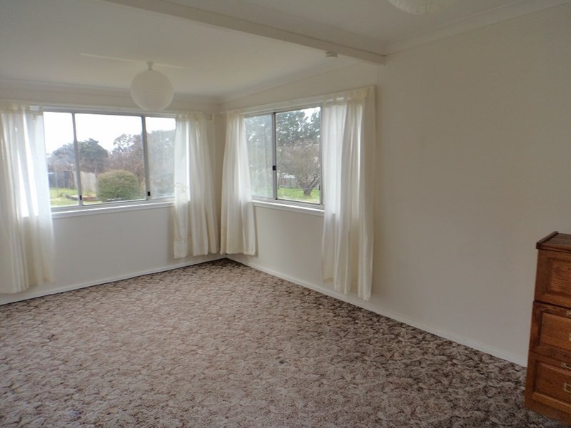 15 Mundy Street, Goulburn NSW 2580