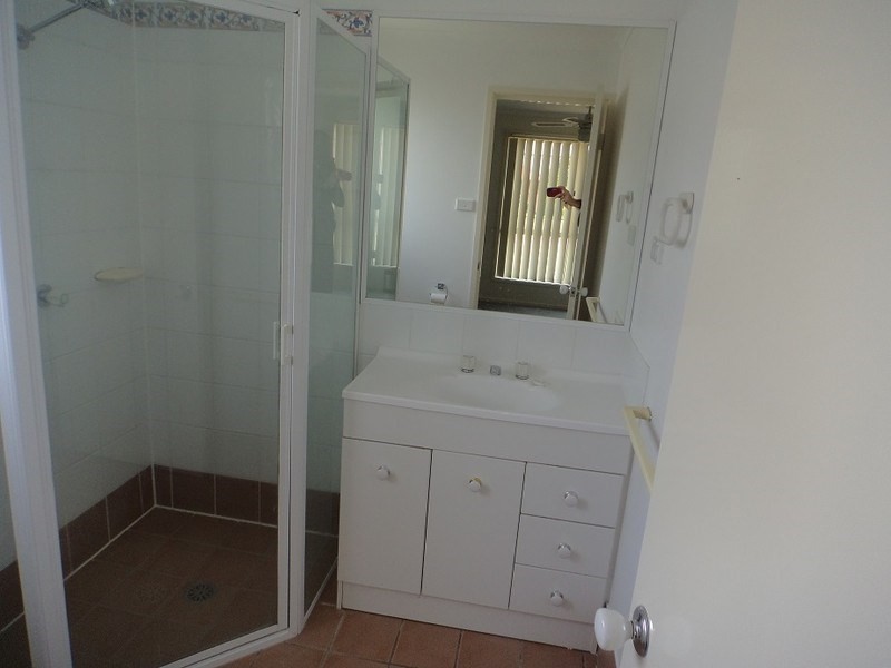 8 Joanna Place, Goulburn NSW 2580