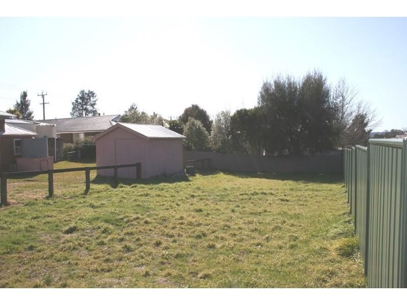 11 Coromandel Street, Goulburn NSW 2580