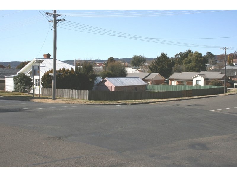 11 Coromandel Street, Goulburn NSW 2580