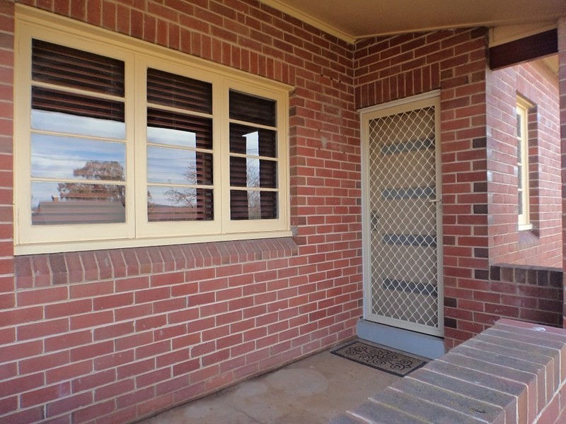 24 Faithfull Street, Goulburn NSW 2580