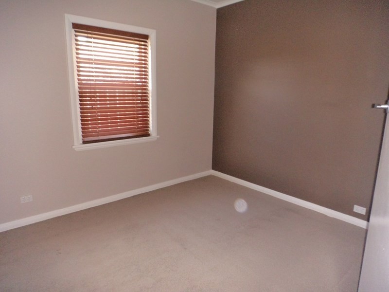 24 Faithfull Street, Goulburn NSW 2580