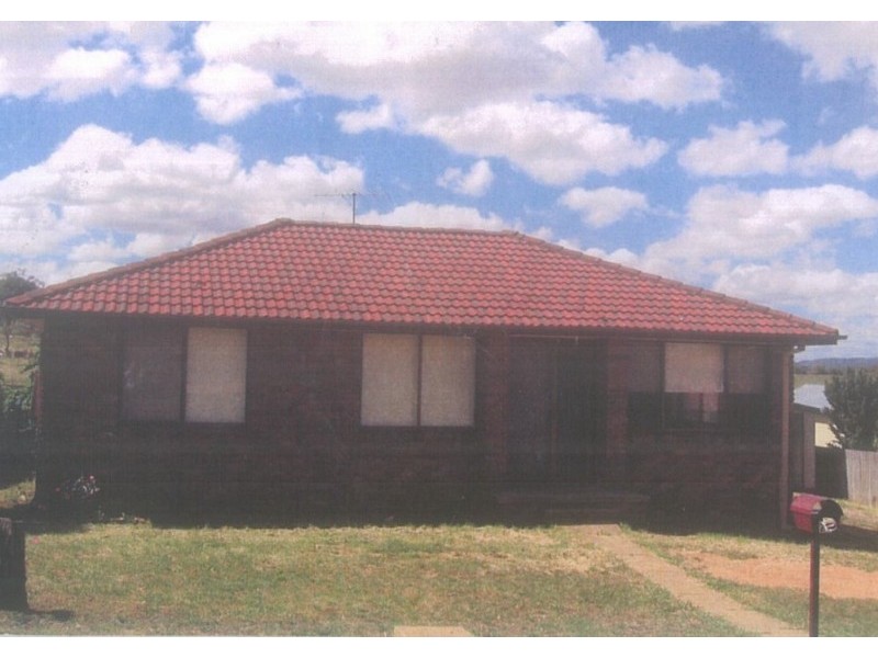 24 Gourock Avenue, Goulburn NSW 2580