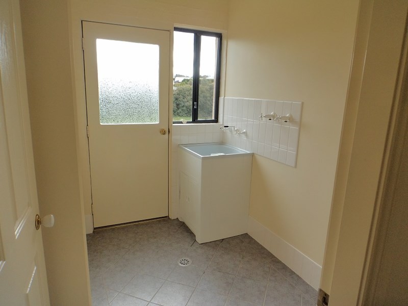 13 Oxley Crescent, Goulburn NSW 2580