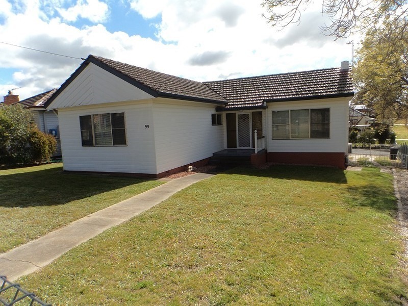 99 Combermere Street, Goulburn NSW 2580
