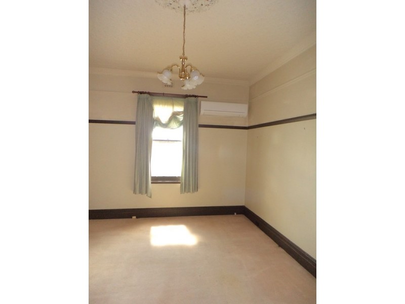 39 Auburn Street, Goulburn NSW 2580