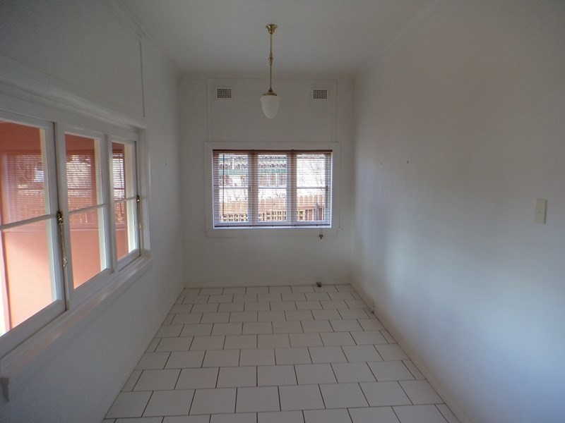 19 Lorne Street, Goulburn NSW 2580