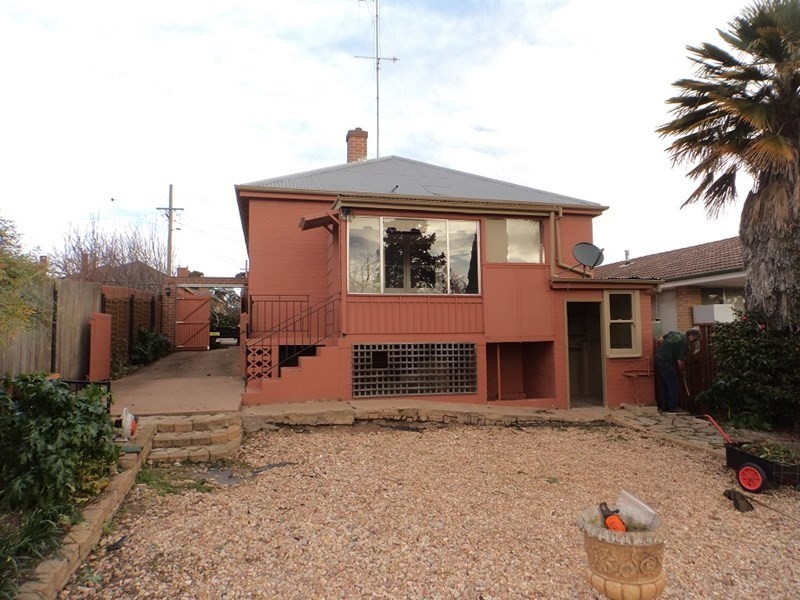 19 Lorne Street, Goulburn NSW 2580