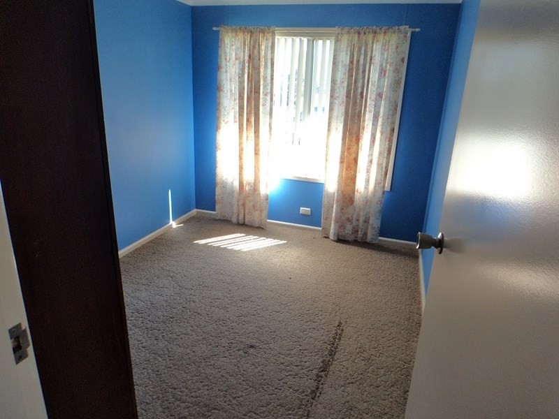 18 Fenwick Crescent, Goulburn NSW 2580