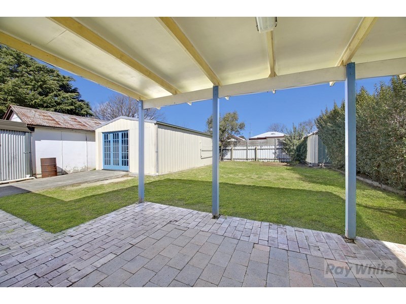 12 Neville Street, Goulburn NSW 2580