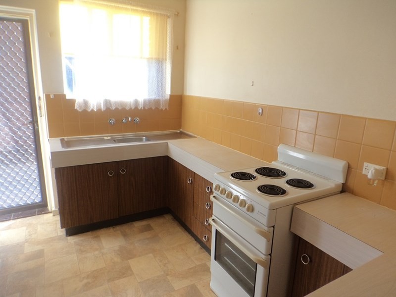 6/82 Lagoon Street, Goulburn NSW 2580