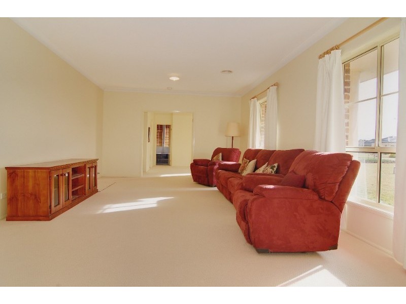 8 Ruse Street, Goulburn NSW 2580