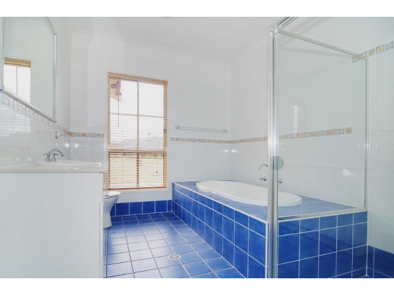 8 Ruse Street, Goulburn NSW 2580